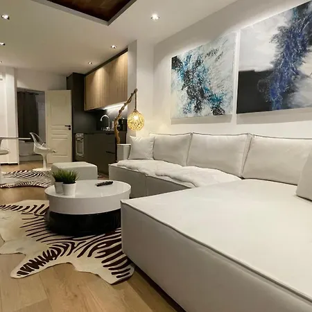 Alfa Luxury 2 Apartment Athens